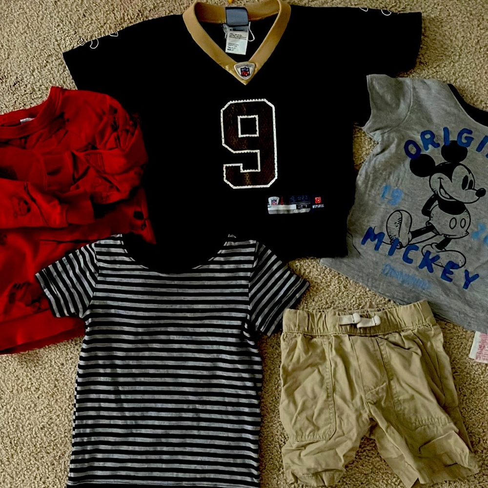 2T Toddler boy graphic T’s, Bree’s Jersey with a pair of khaki shorts!
